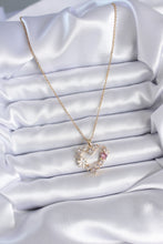 Load image into Gallery viewer, Heart Shaped Necklace
