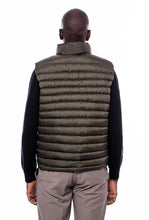 Load image into Gallery viewer, Men Puffer Green Vest
