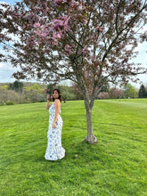 Load image into Gallery viewer, White and Navy Blue Strapless Dress
